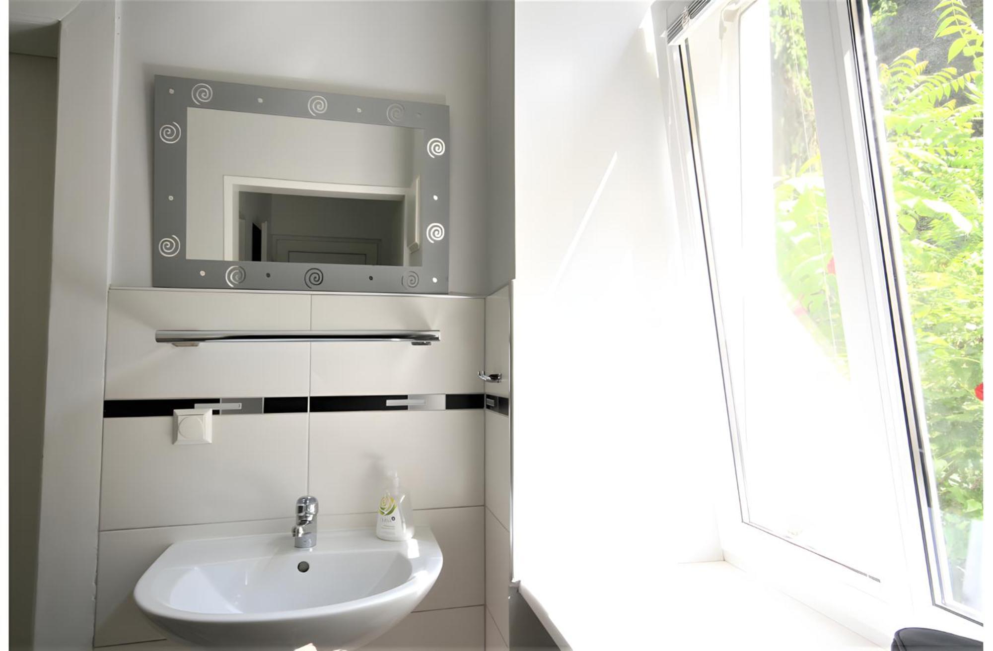 Modern Flat With 2 Rooms, Close To Schoenbrunn Vienna Exterior photo